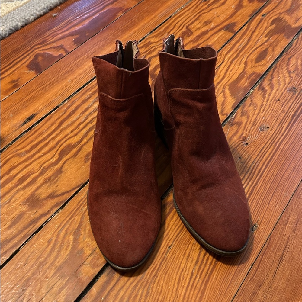 Lucky Brand Women's Red Suede Ankle Boots